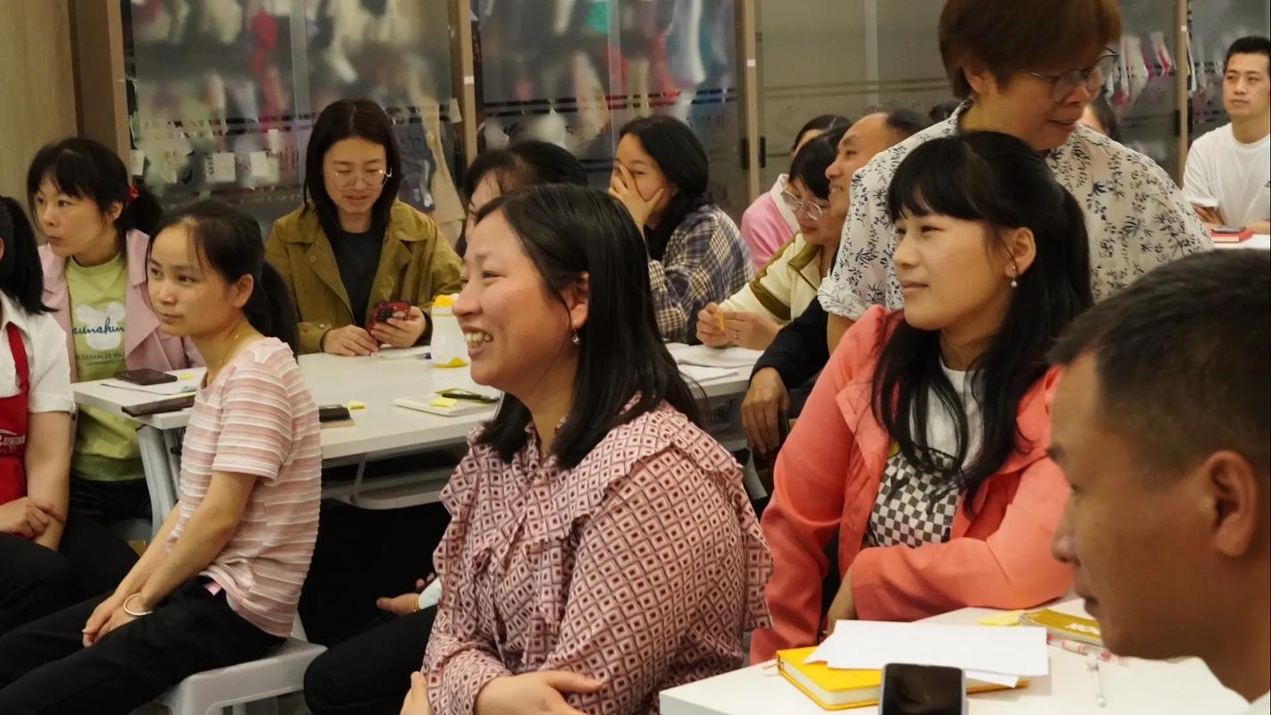 团队凝聚力培训的视频