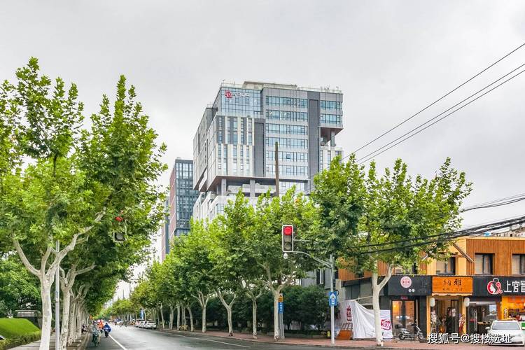 上海锦和商业管理股份有限公司