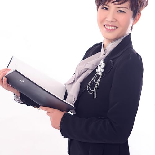 女性职场礼仪培训讲师