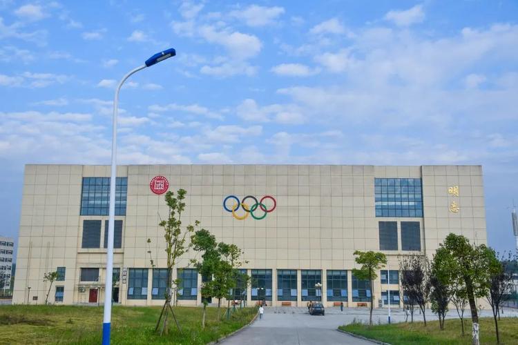 江西财经大学现代经济管理学院