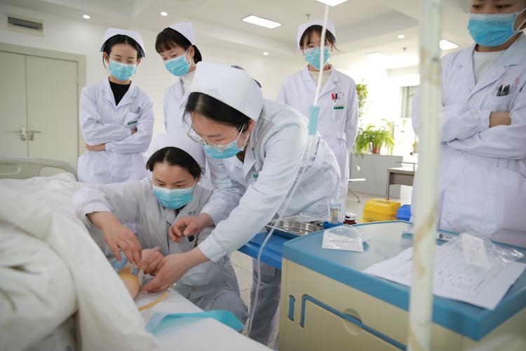 医务人员服务礼仪培训