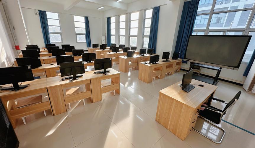 昆明计算机信息管理专修学院