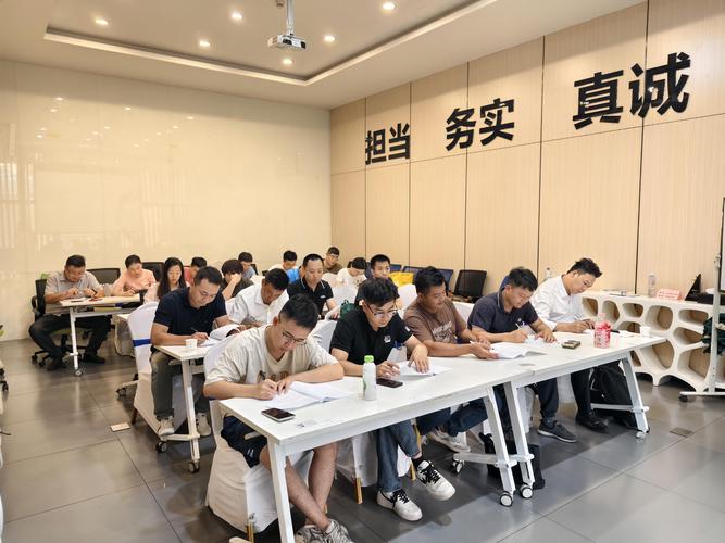 汽车销售培训课程视频