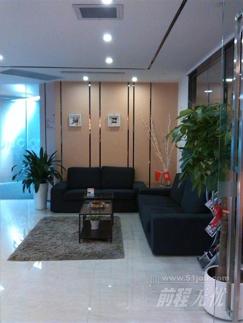 广州九龙玖餐饮管理有限公司