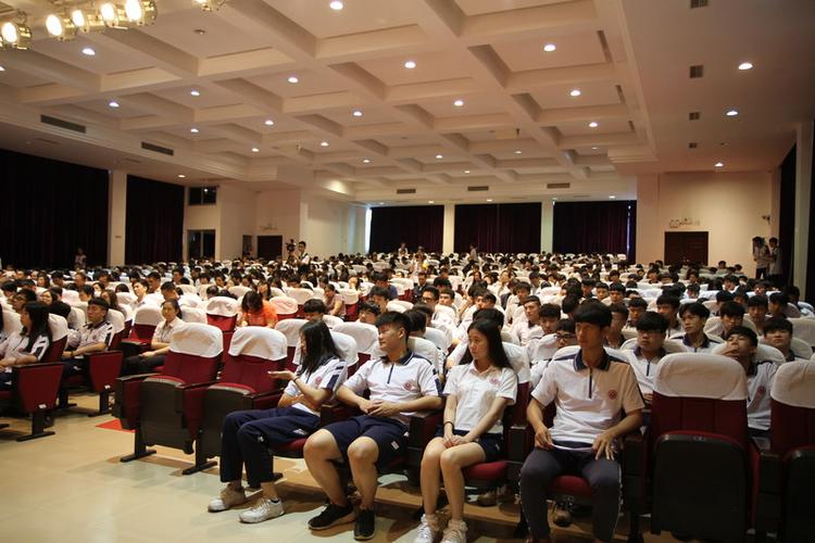 广州市土地房产管理职业学校