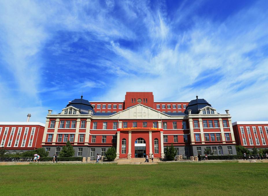 东北大学秦皇岛分校管理学院