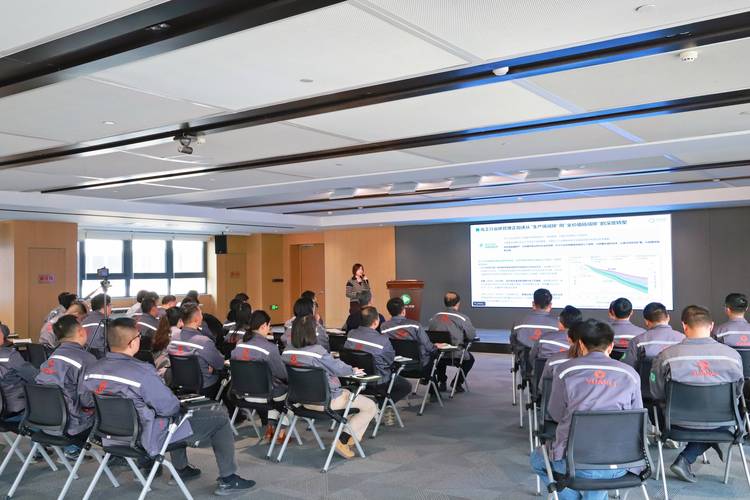 管理培训跟落地培训