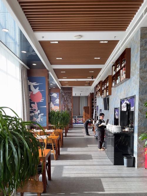 上海原也餐饮管理有限公司